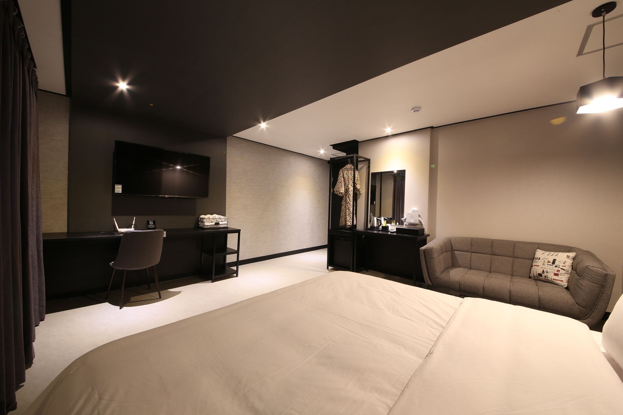 Almond Hotel Gupo Station Pusan Zewnętrze zdjęcie