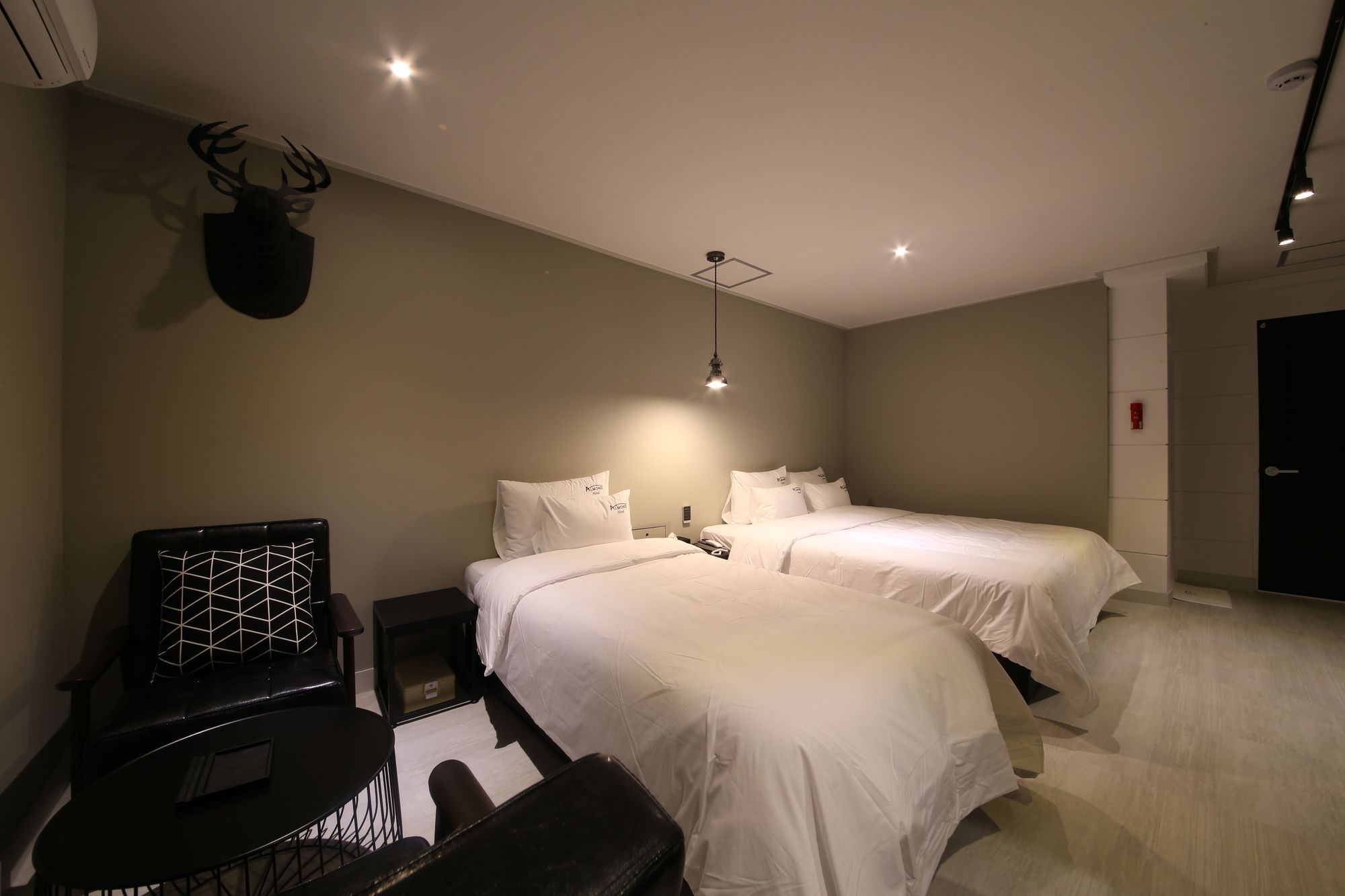 Almond Hotel Gupo Station Pusan Zewnętrze zdjęcie