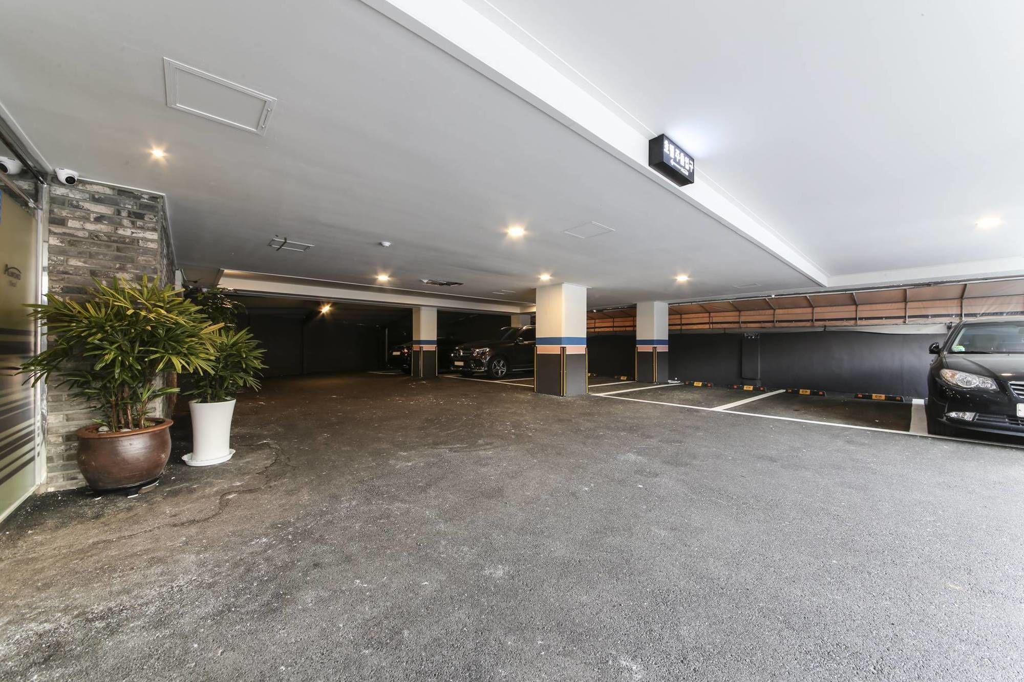 Almond Hotel Gupo Station Pusan Zewnętrze zdjęcie
