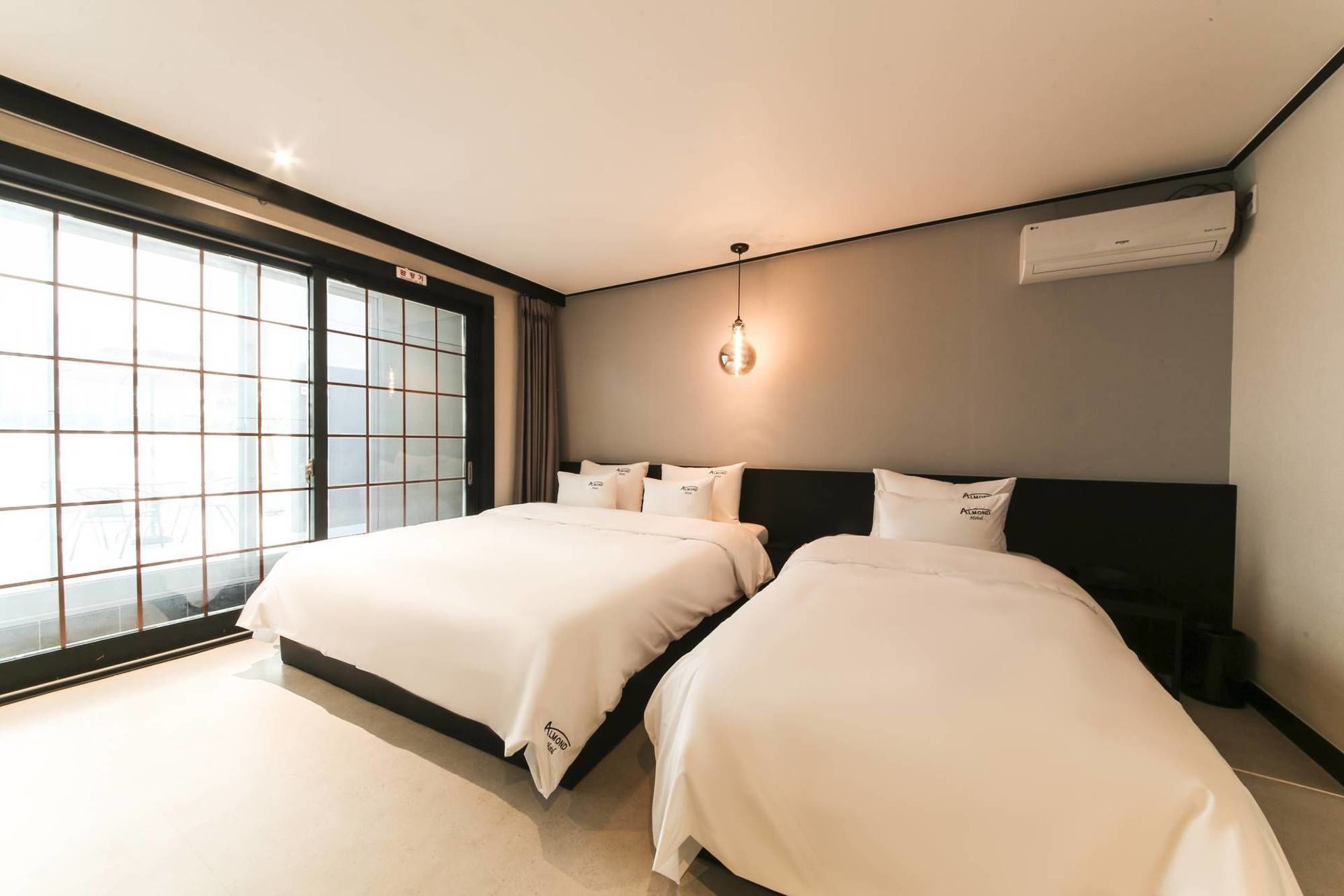 Almond Hotel Gupo Station Pusan Zewnętrze zdjęcie